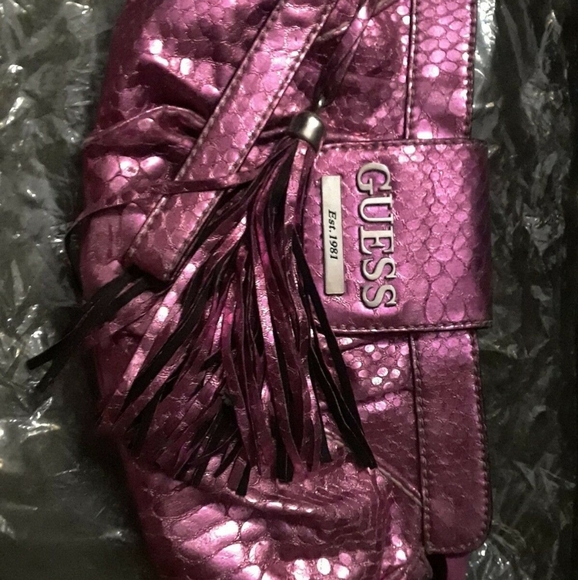 GUESS Wristlet Clutch Bag - Picture 2 of 4